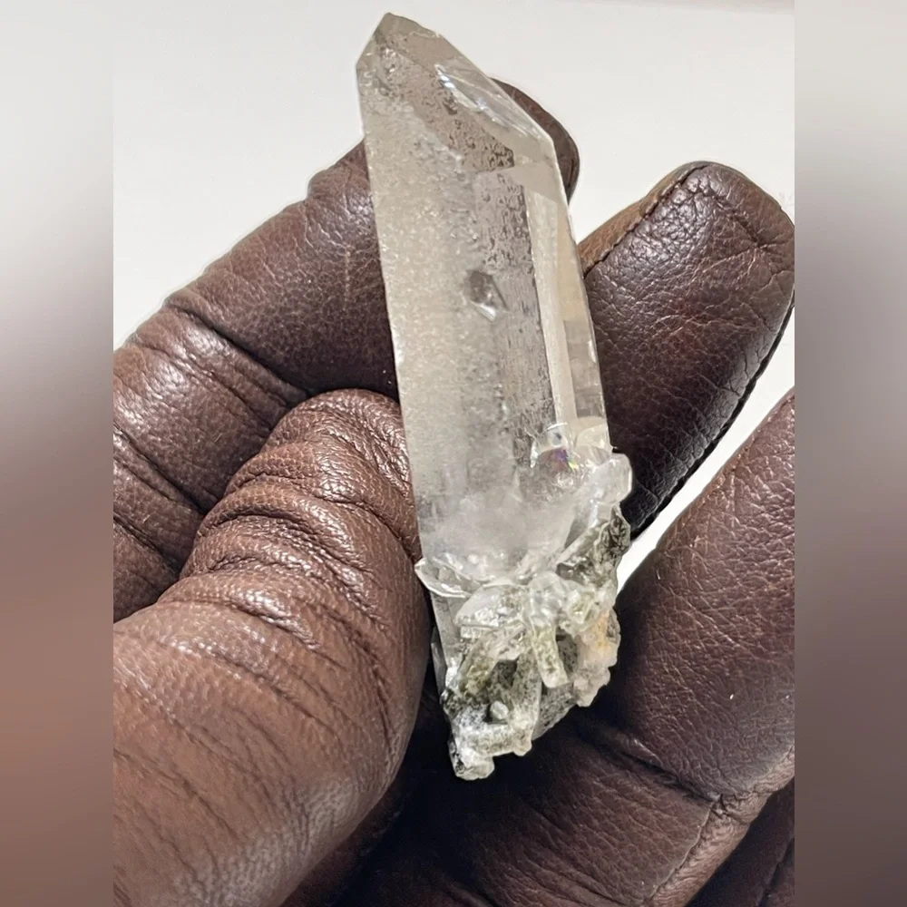 Lemurian Quartz with inclusions - Picture 11 of 14